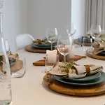 Recently Renovated, Luxury Apartment Near The Beach